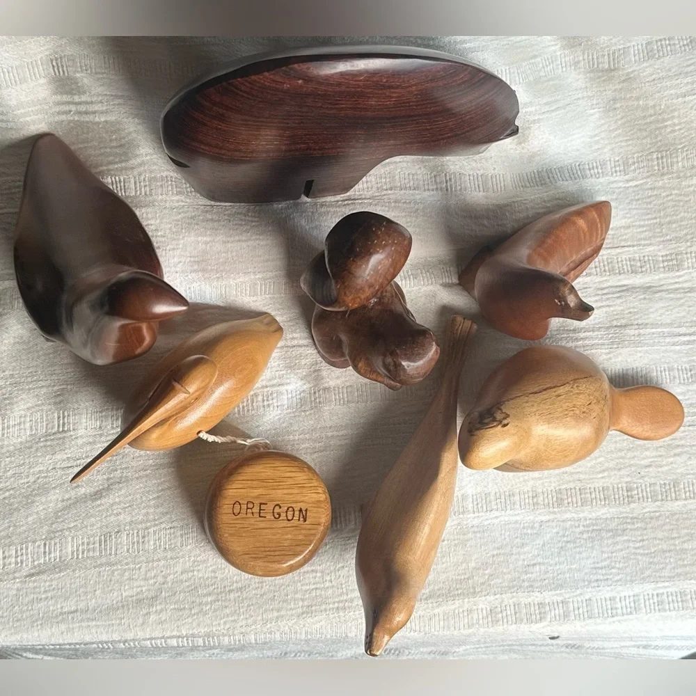 Vintage Oregon Myrtlewood Animal Carvings Lot MCM Bear Pelican Seal Decor - Picture 2 of 9